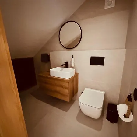 Apartmán Luxusní Domovjanka - Lysá Hora, Smrk, Kmínek, Slavíč