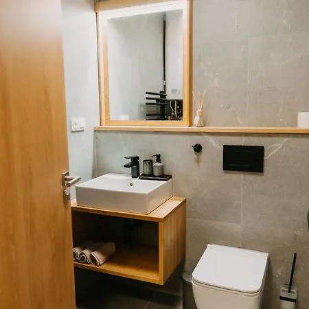 Luxusní Domovjanka - Lysá Hora, Smrk, Kmínek, Slavíč Apartmán
