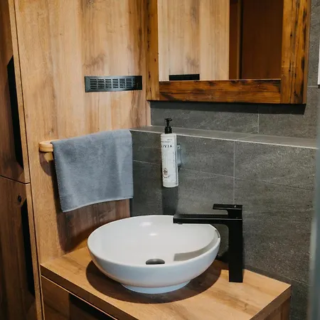 Luxusni Domovjanka - Lysa Hora, Smrk, Kminek, Slavic, Knehyne Apartman