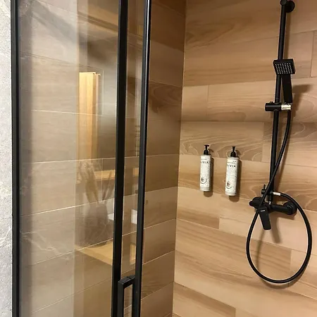 Luxusni Domovjanka - Lysa Hora, Smrk, Kminek, Slavic, Knehyne Apartman Bílá