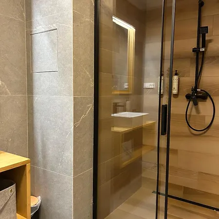 Luxusni Domovjanka - Lysa Hora, Smrk, Kminek, Slavic, Knehyne Apartment *